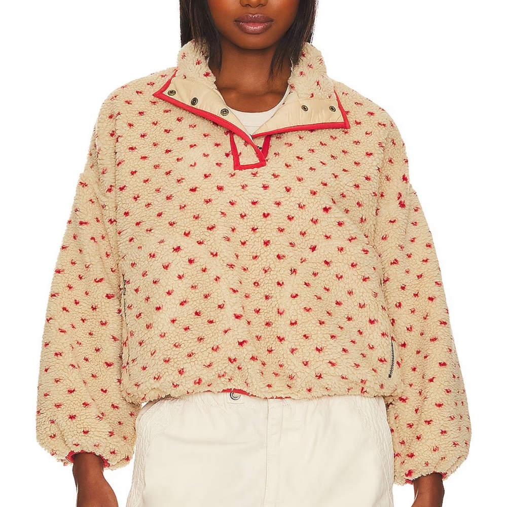 IN SEARCH OF!!! THE GEEAT pullover looking for small or medium